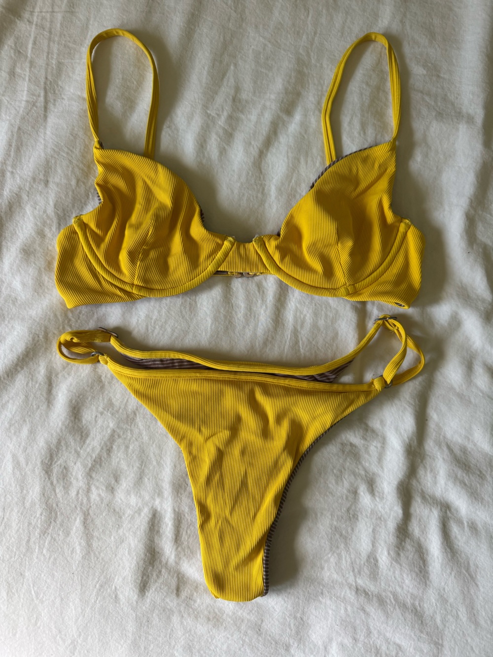 Acacia ribbed underwire bikini set